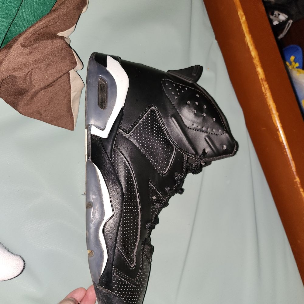 Jordan 6 Black Cats